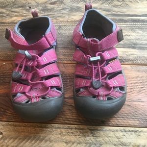 Youth Girls Keen Size 2